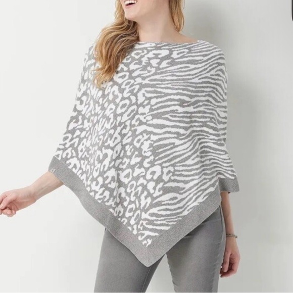 Barefoot Dreams Sweaters - Barefoot Dreams Cozychic Ultralite Ocean Breeze Poncho